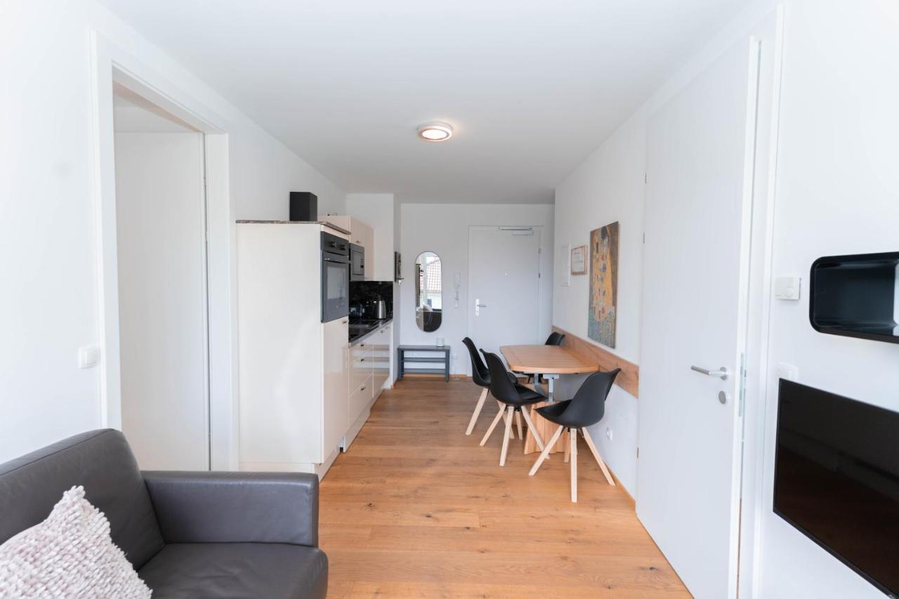 Modern Apartment With Private Balcony Near City Center Вена Экстерьер фото